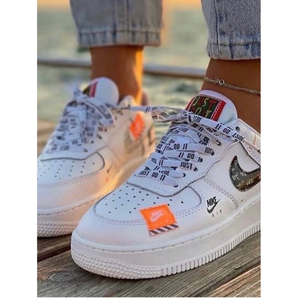Nike Air Force 1 Low 'Just Do It' White (Big Kids/Youth 6Y / Women's 7.5) - Picture 2 of 11